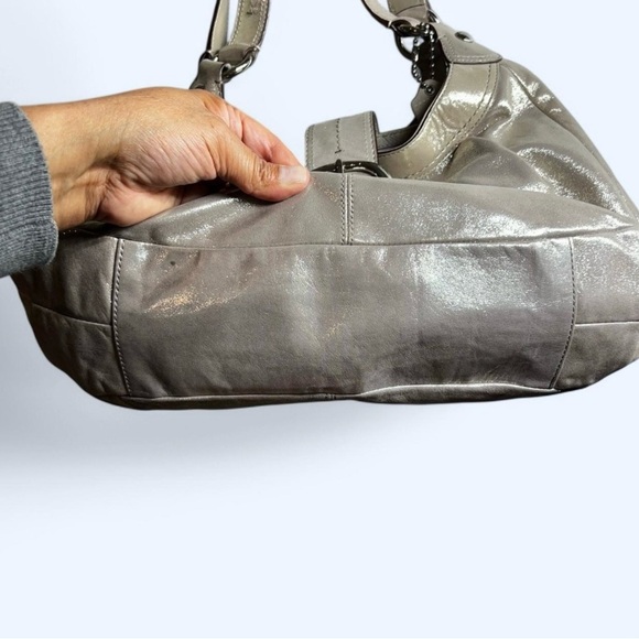 Coach handbag - Picture 13 of 16